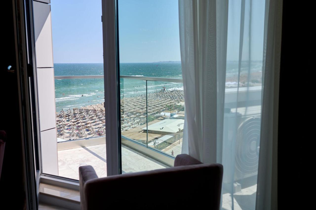 Wave N' Sea Apartment In Infinity Beach Resort - Parking Мамая Экстерьер фото