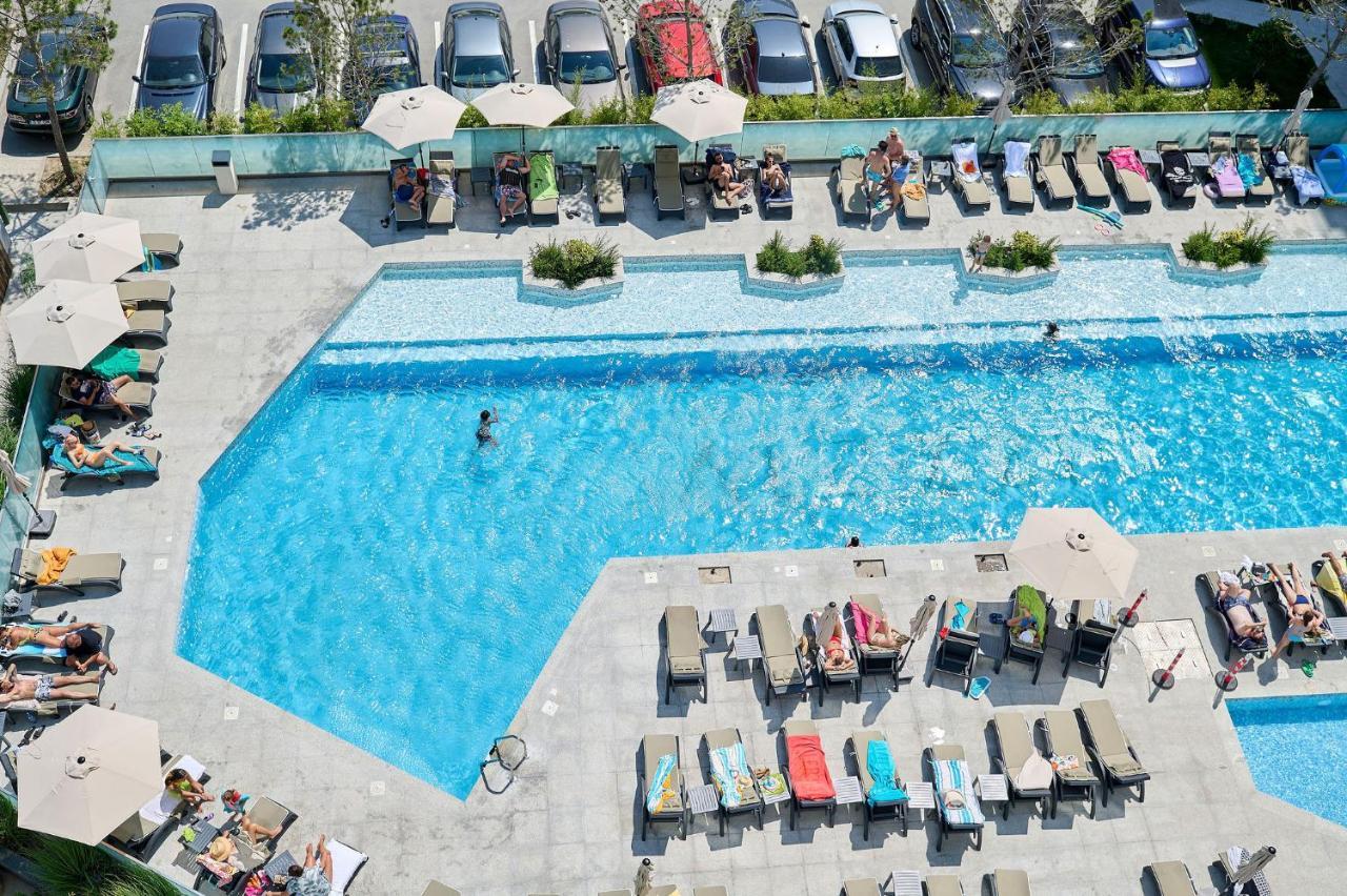 Wave N' Sea Apartment In Infinity Beach Resort - Parking Мамая Экстерьер фото